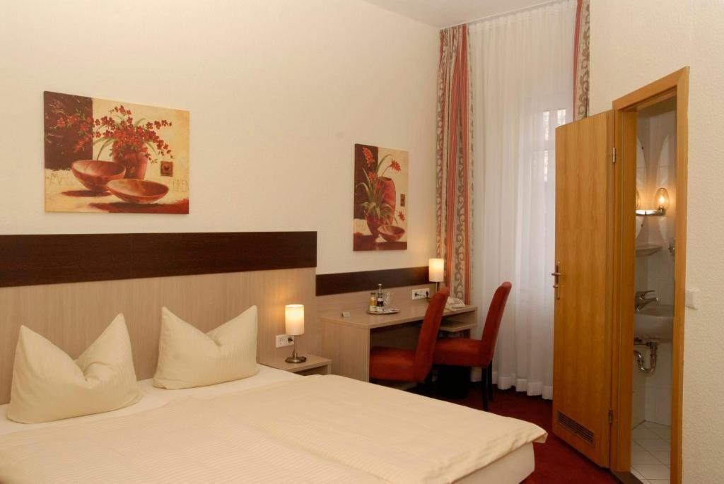 Hotel Wuppertaler Hof Ремшайд Екстериор снимка