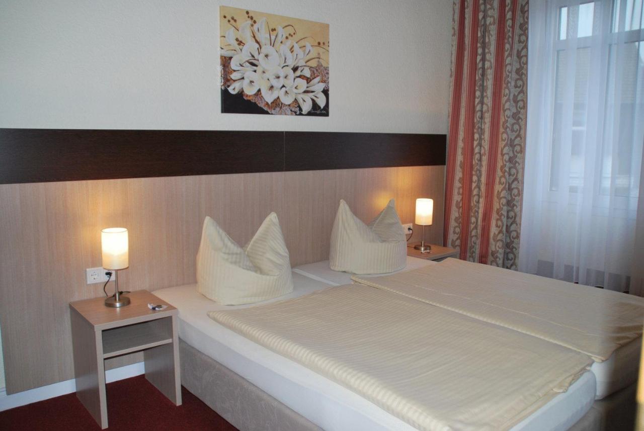 Hotel Wuppertaler Hof Ремшайд Стая снимка